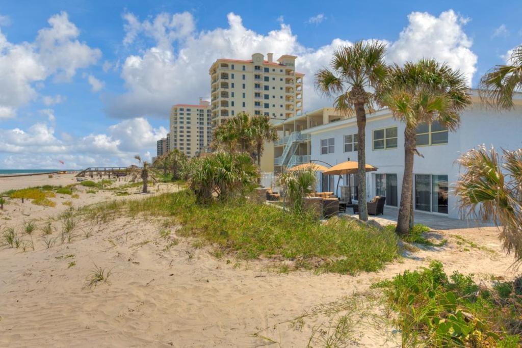Sea La Vie Beach Oceanfront Patio Pet Friendly Jacksonville Beach Exterior photo