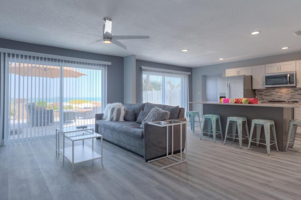 Sea La Vie Beach Oceanfront Patio Pet Friendly Jacksonville Beach Exterior photo